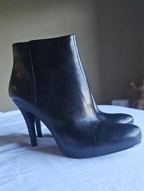 Women's Black Leather Ankle Bootie - Classic High Heel